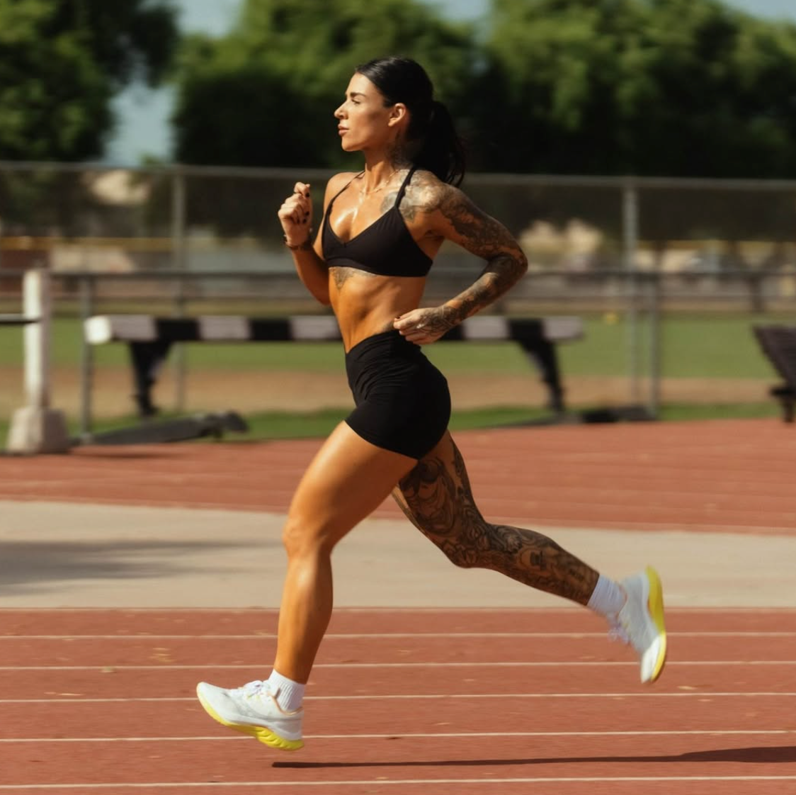 • Runner training with focus and endurance support from Lactic Acid Buffer