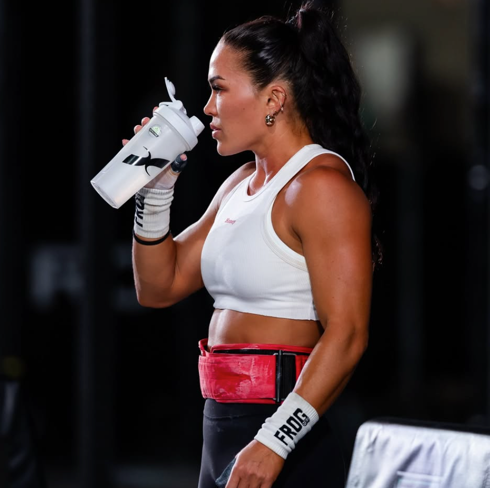 CrossFit athlete performing with endurance support from Lactic Acid Buffer